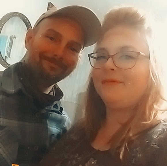 Meet your Posher, Devin - Picture 1 of 1